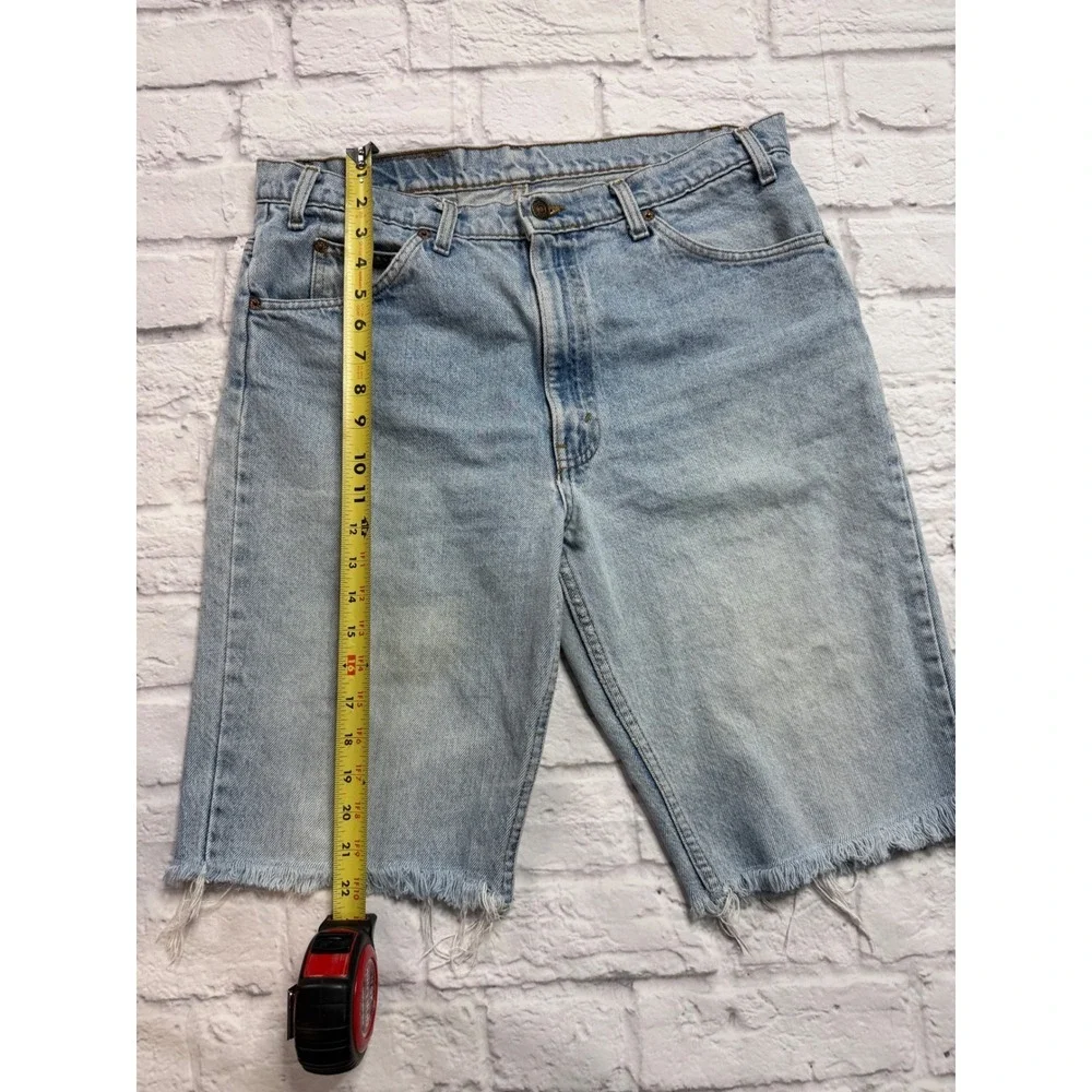 Vintage Levis 517‎ Orange Tab Mens Denim Shorts Light Wash Cut Off Size 36 USA